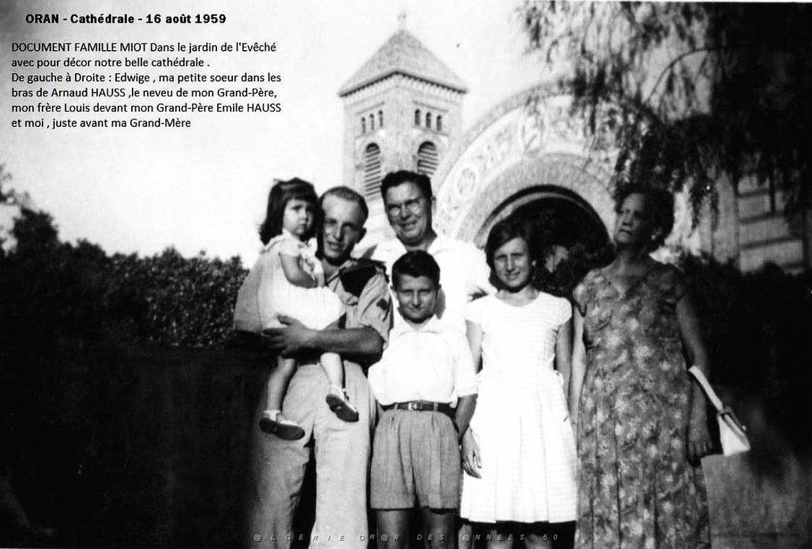 Oran- SDV- 5052- 1959 08 16 JARDIN DE L EVECHE.JPG